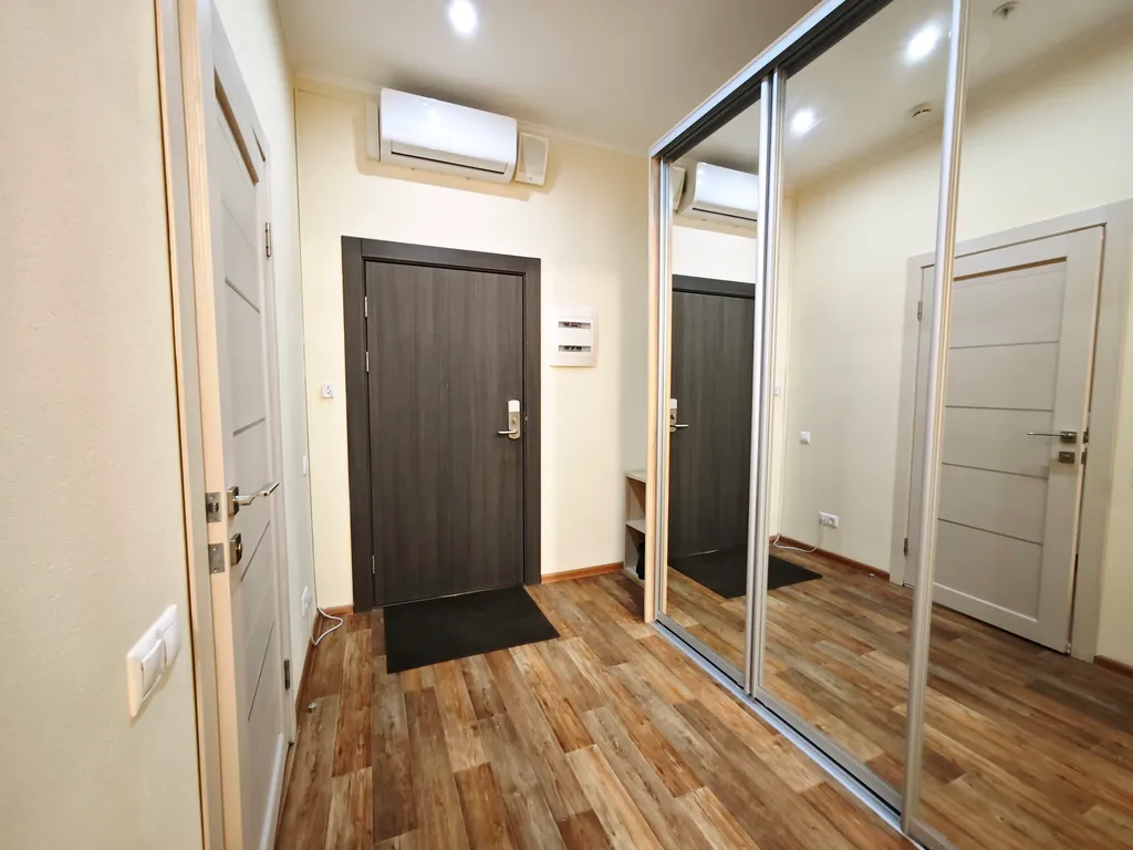 Квартира Уютные апартаменты возле Кристалл Арены и Глазного центра — Красноярск