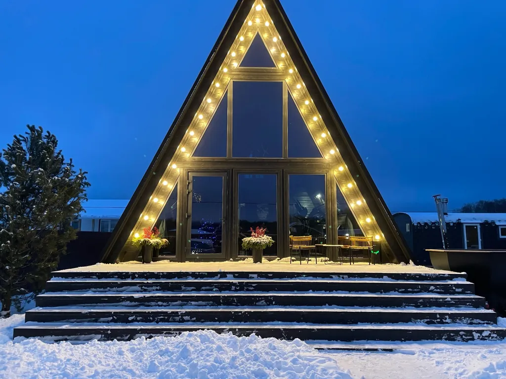 Дом с баней и сибирским чаном