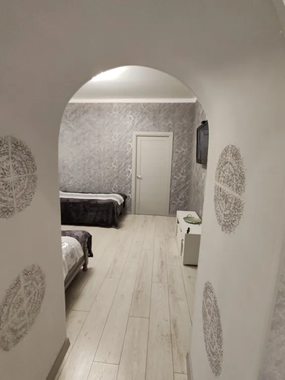 Уютная двухкомнатная квартира с отдельным входом в центре района