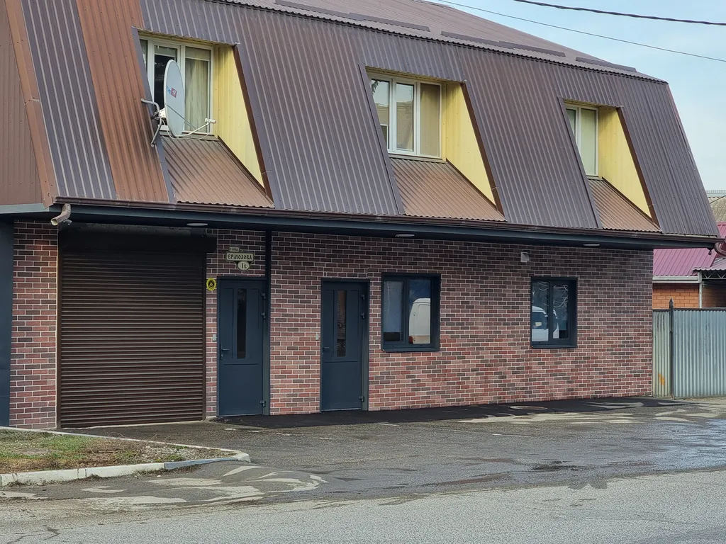 Серый номер