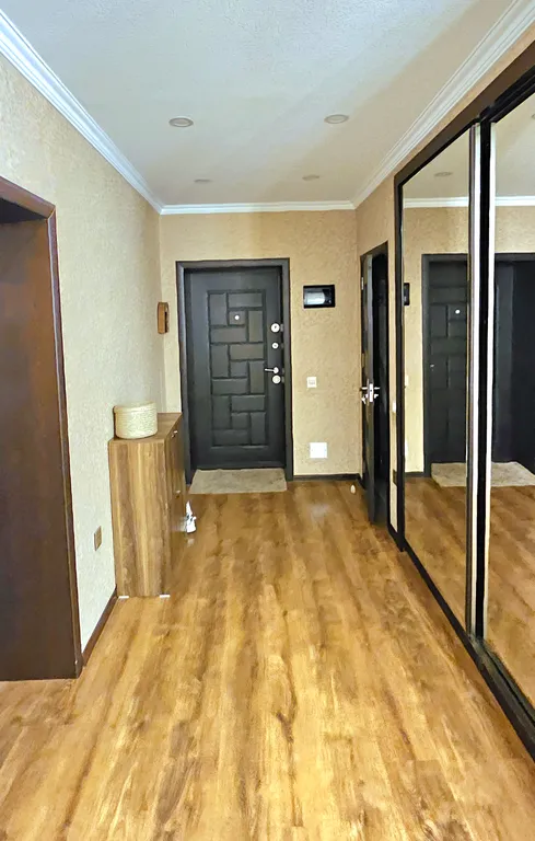 Квартира рядом метро 28 май