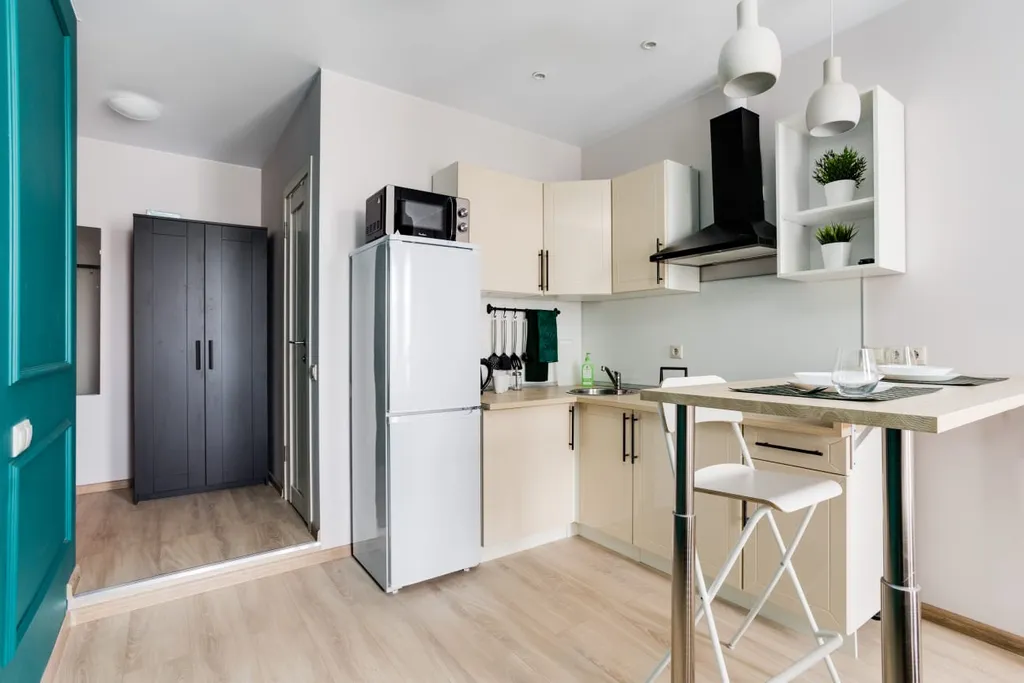 Бирюзовая студия рядом с Мегой и Ашаном