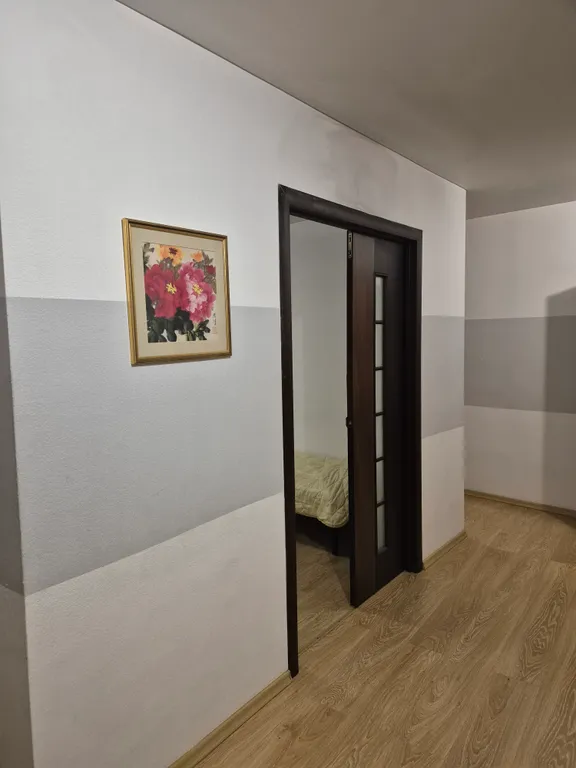 Большая  3-комнатная квартира при въезде в г Уфа со стороны аэропорта