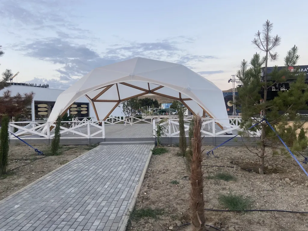 Новый комфортный чистый дом с террасой и видом на море