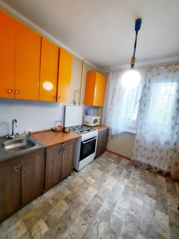 Уютная 1-комнатная квартира в спальном районе, недалеко от центра