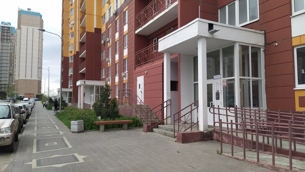 Квартира Квартира Евродвушка с кроваткой для ребенка рядом с РТК — Ростов-на-Дону