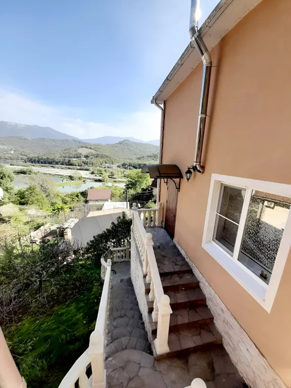 Коттедж Коттедж с видом на форелевые озёра — Казачий Брод