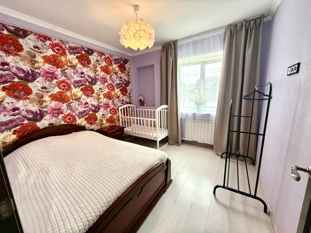 Коттедж Саввушка с видом на монастырь