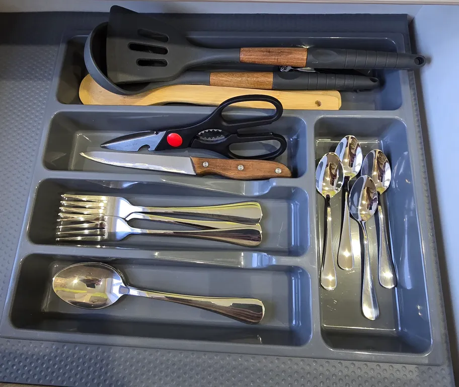 Квартира Квартира Уютная студия в центре городка нефтяников — Омск