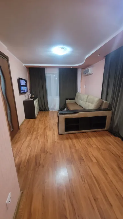 Квартира Уютная однушка в центре — аренда посуточно в Гуково