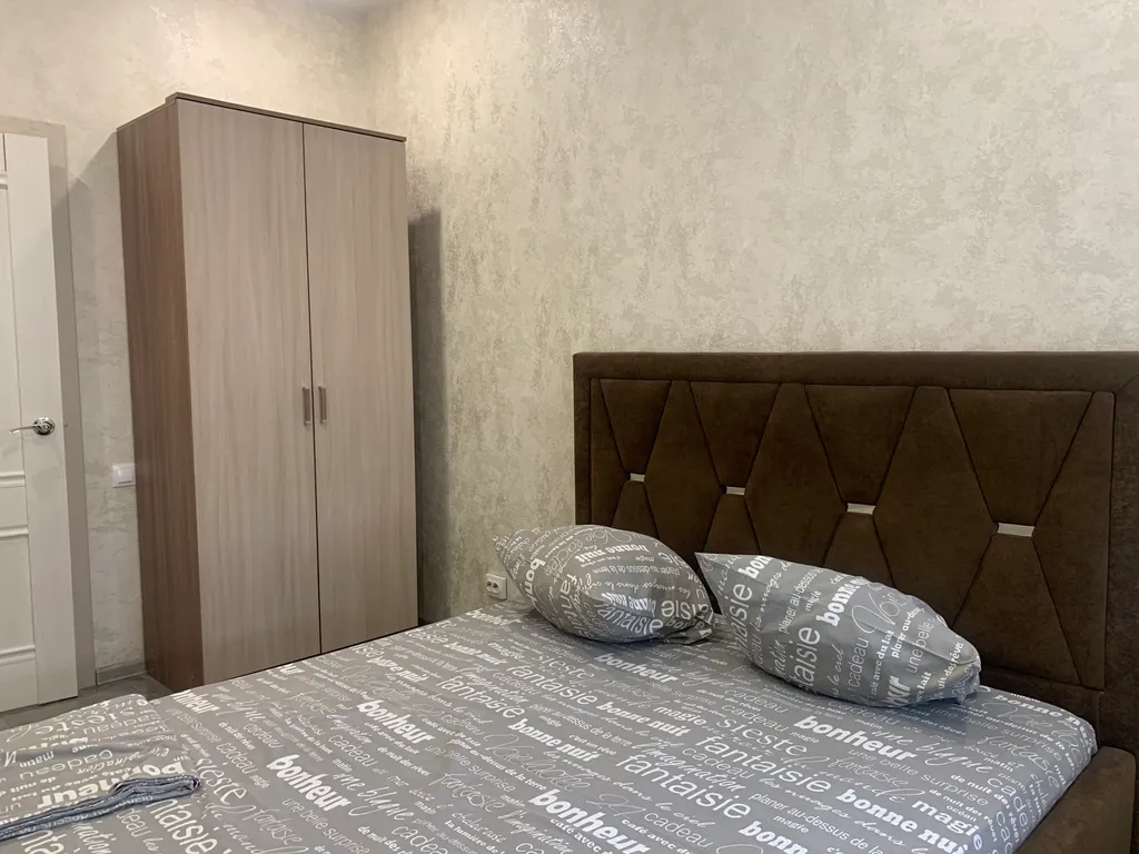 Уютный новый отдельный дом в центре