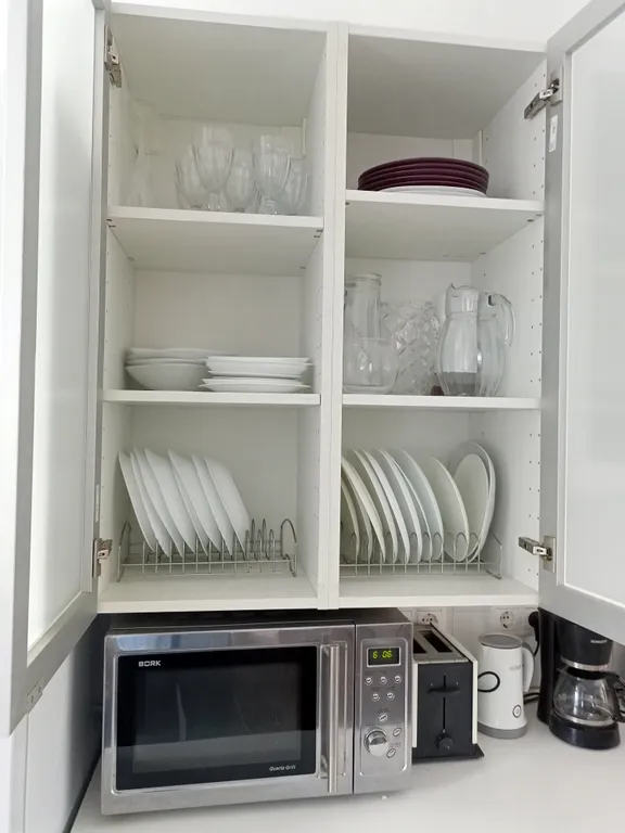 Уютный дом у леса