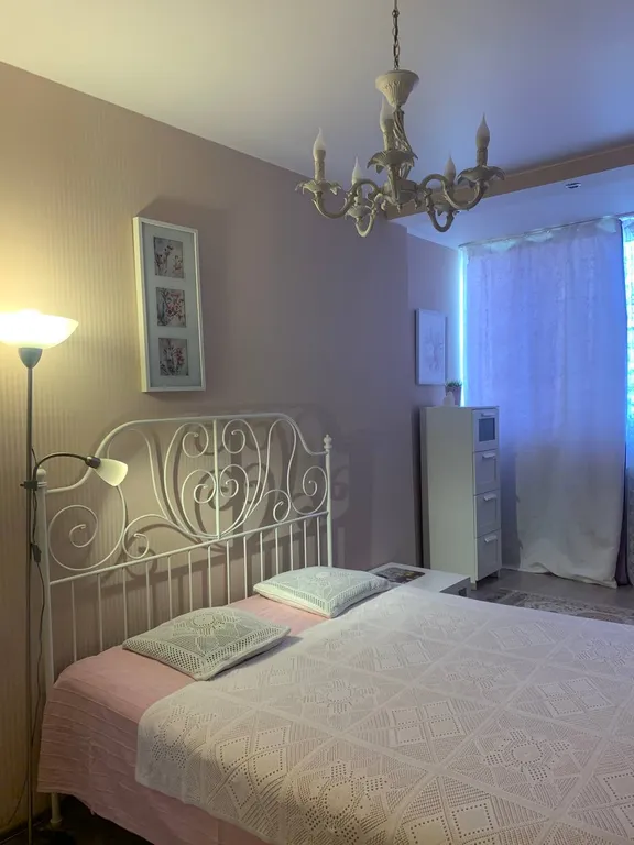 Уютная 2-х комнатная квартира в новом доме с парковкой — аренда посуточно в Афонино