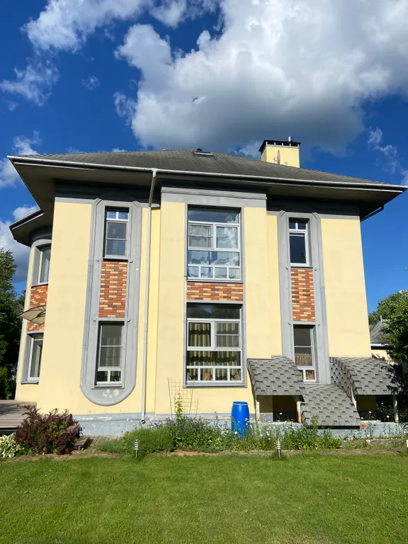 Коттедж Вилла со своим выходом к Москва-реке — аренда посуточно в Одинцово