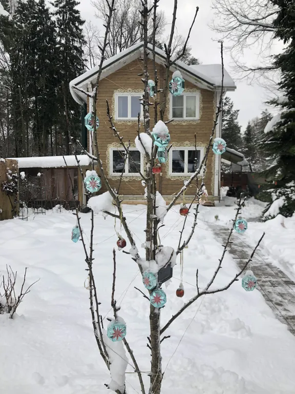 Красивая комната на втором этаже деревянного дома