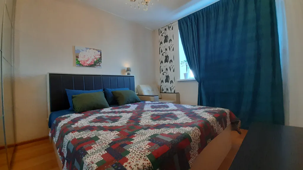 Зеркальная квартира в 20 минутах от Невского проспекта