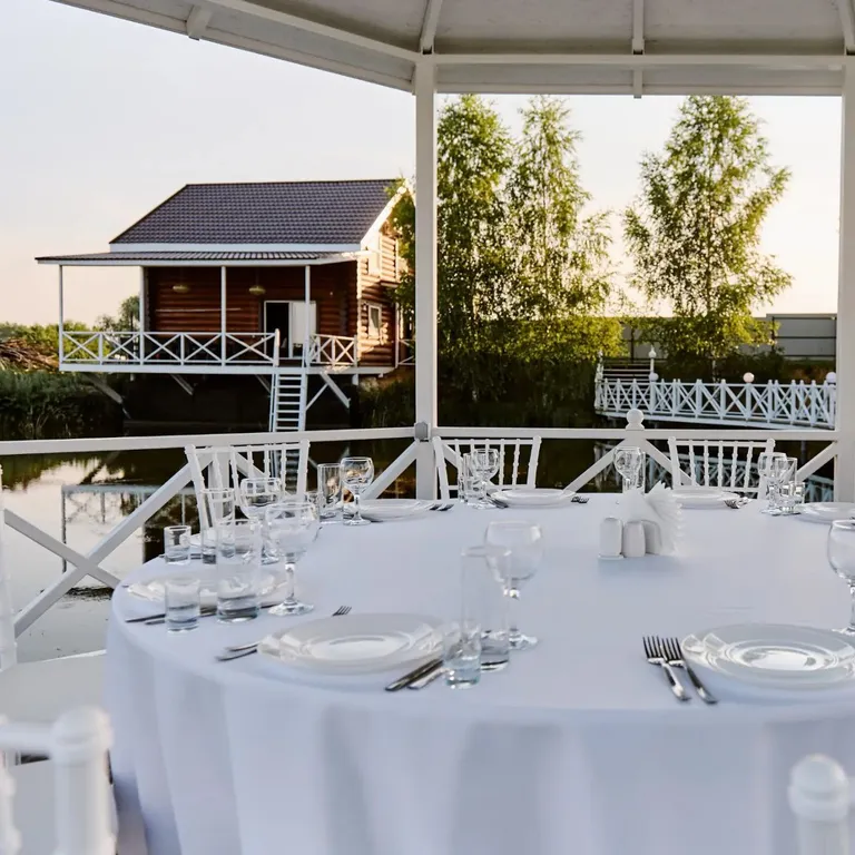 Двухэтажный дом с Русской баней