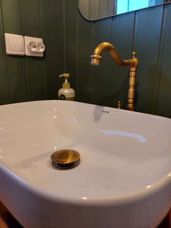 Дом Sweet House на берегу реки Дон.