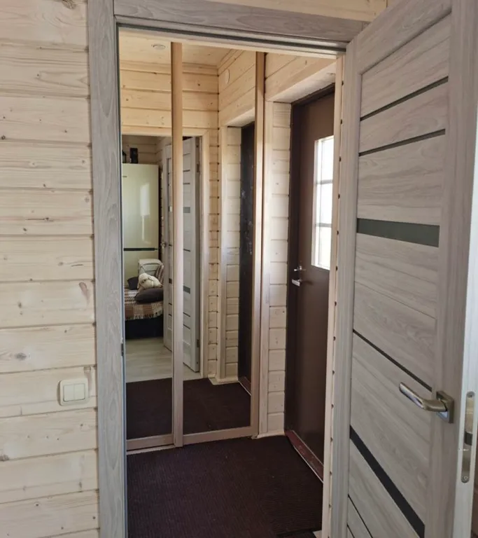 Уютный дом с купелью