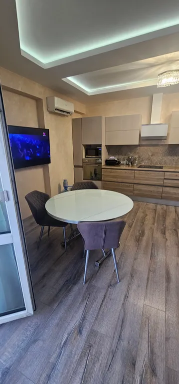 Трёхкомнатная квартира у моря