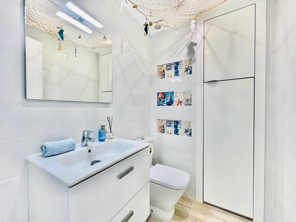 PaulMarie Superior Ocean Lounge