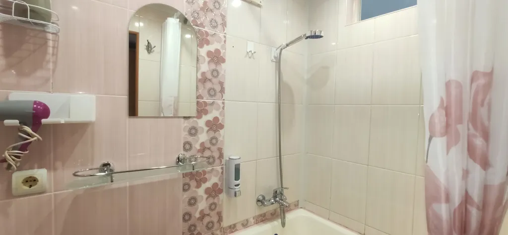 Квартира Уютная квартира в центре города, рядом с ЖД вокзалом — Сочи