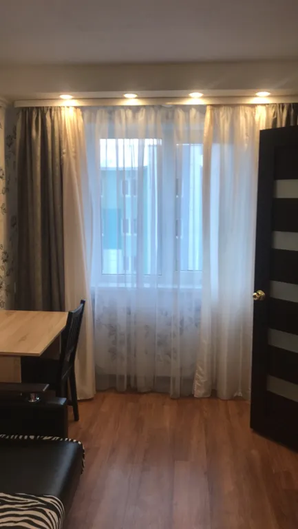 2-х комнатная квартира с хорошим ремонтом у трк окей