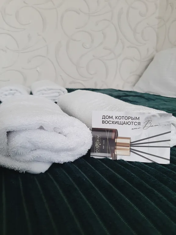 Квартира рядом с Ледовым комплексом Кристалл, бассейном Нефтяник