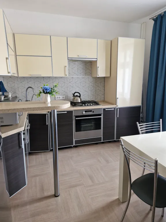 Квартира Шикарная просторная квартира с качественным ремонтом для большой семьи — Ярославль