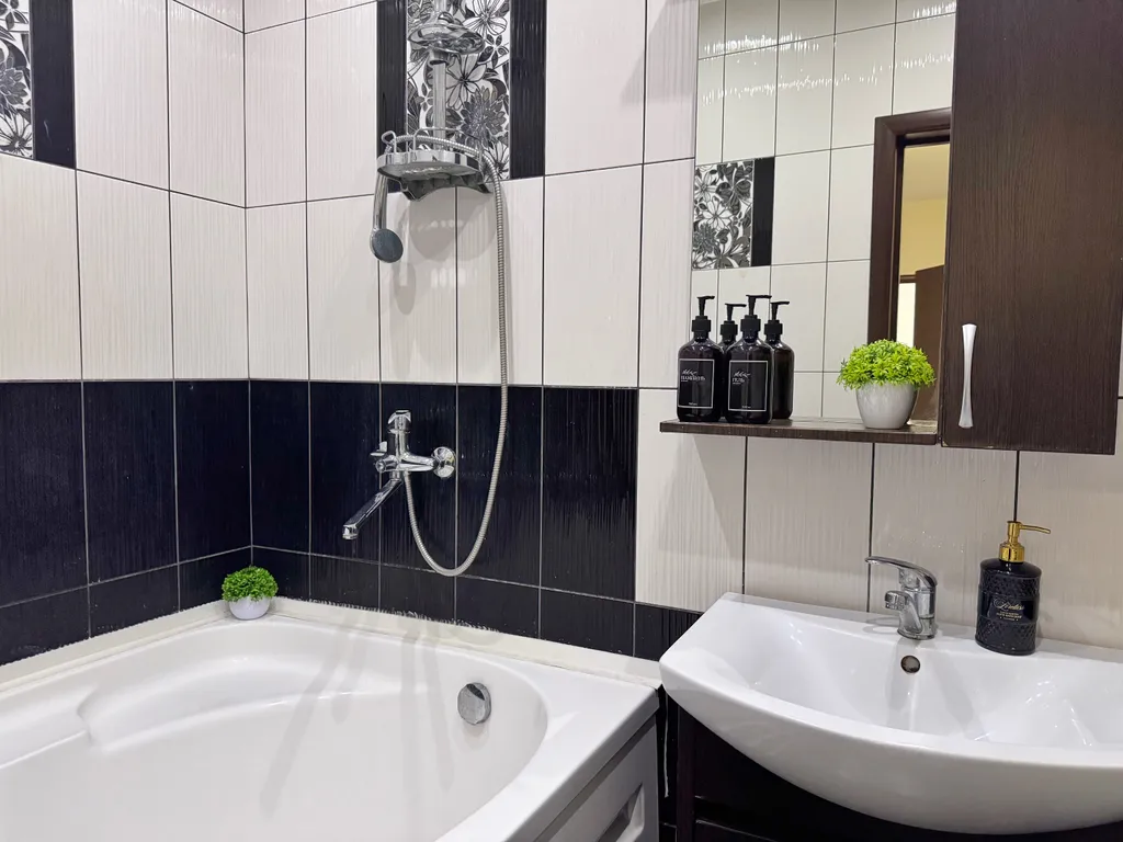 Комфортные 2-к апартаменты в центре города в районе Филармонии