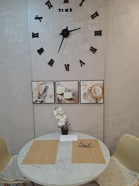 Уютная студия на высоком берегу рядом с морем