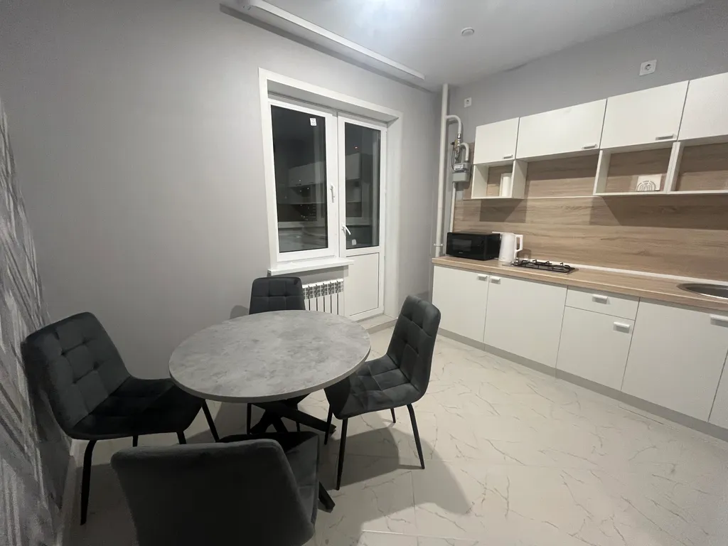 Уютная новая двухкомнатная квартира рядом с ТЦ Глобус