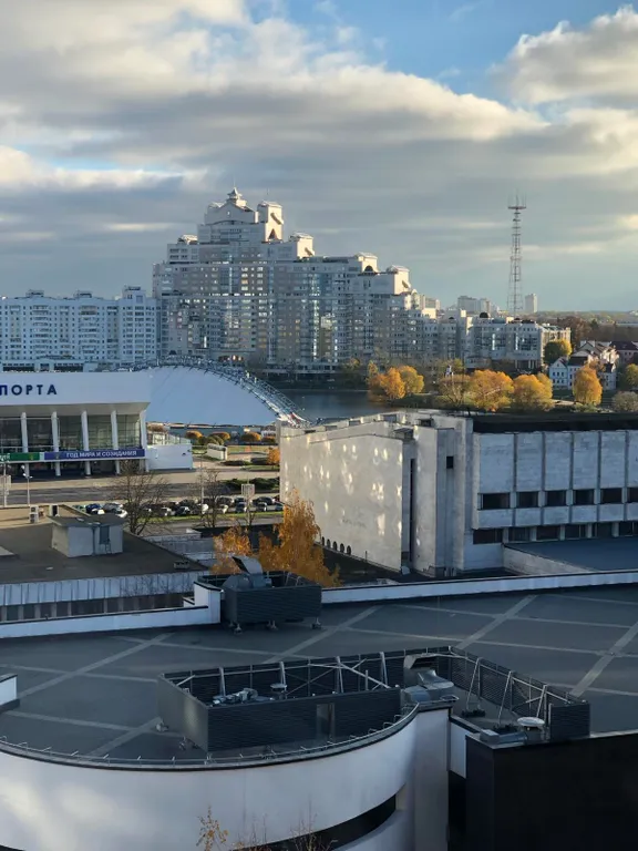 Комфортная 4-комнатная в центре Минска около Галереи, Зыбицкая, Немига