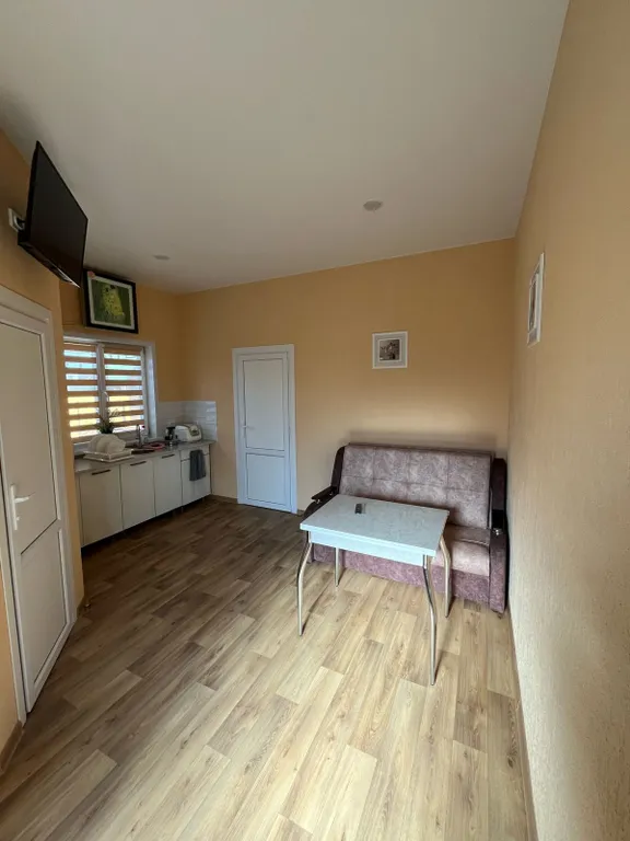 Уютный дом в тихом, спокойном месте в 5-7 минутах ходьбы к морю