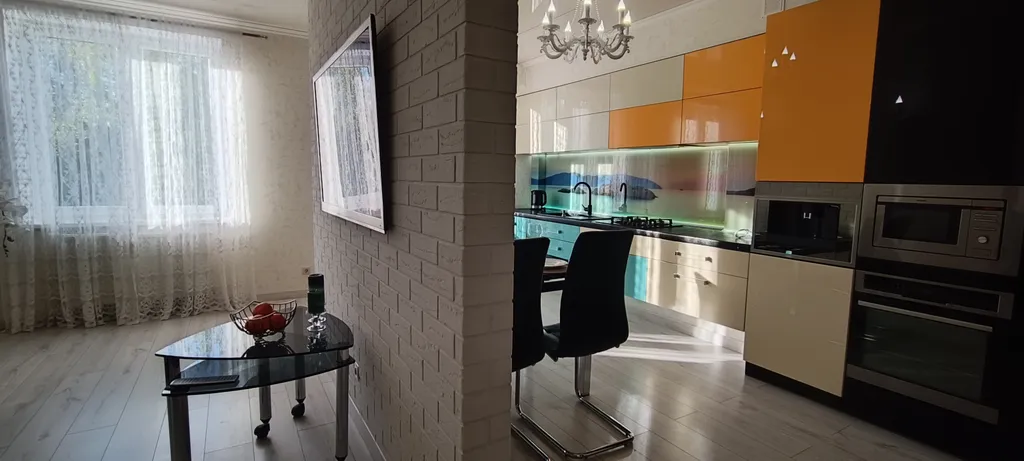 Квартира 2-комнатная квартира "Четыре апельсина" — Светлогорск