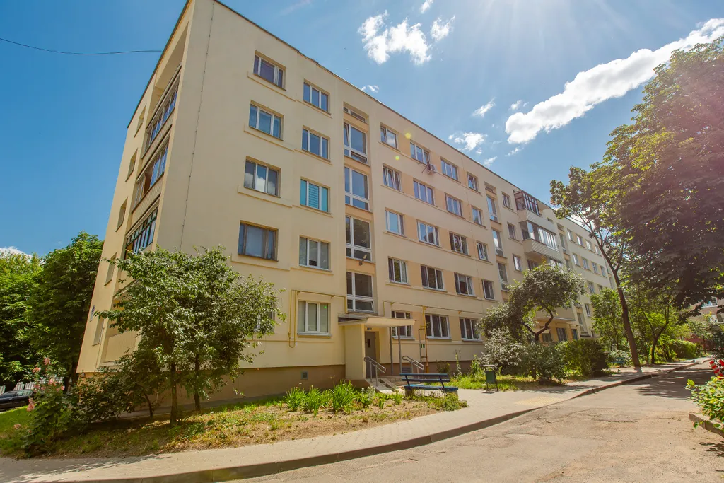 Апартаменты студия рядом с Якуба Коласа