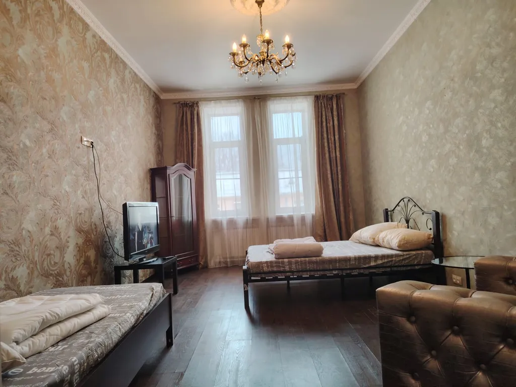 Квартира Просторная двухкомнатная квартира в Колпино — Колпино