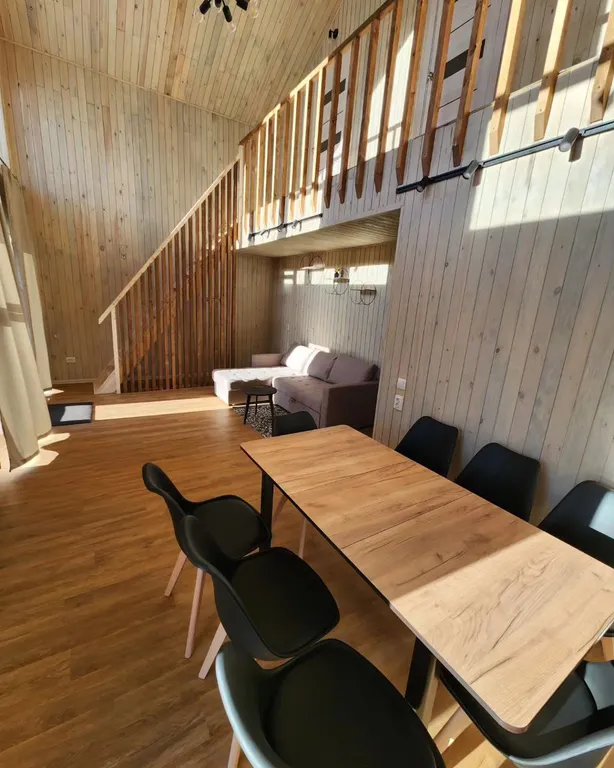 Коттедж с 3 спальнями и видом на горы