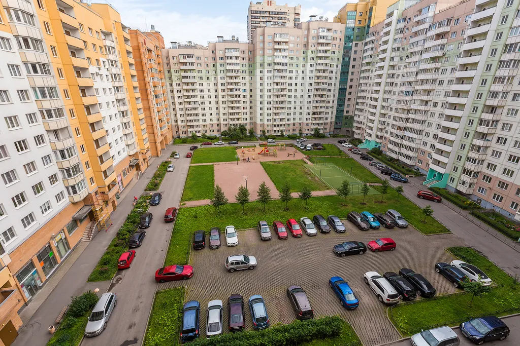 Квартира Солнечная квартира у метро — Санкт-Петербург