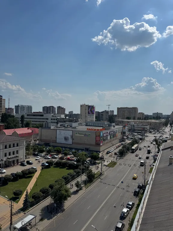 Уютная студия с выходом на собственную крышу в самом сердце города