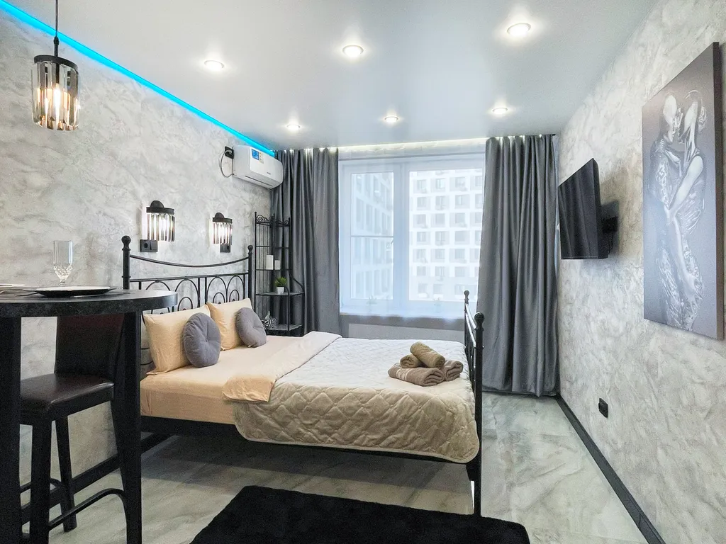 Красивая уникальная студия с джакузи