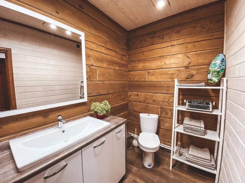 Уютный домик с красивой территорией