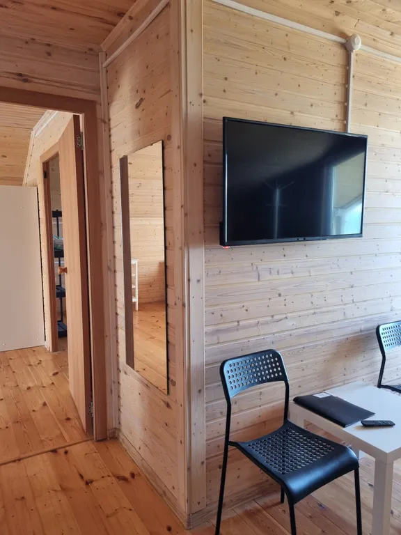 Квартира Квартира Трёхкомнатный апартамент с балконом — Кучугуры