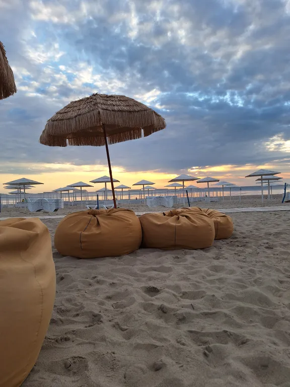 Апартамент с большой террасой и видом на море