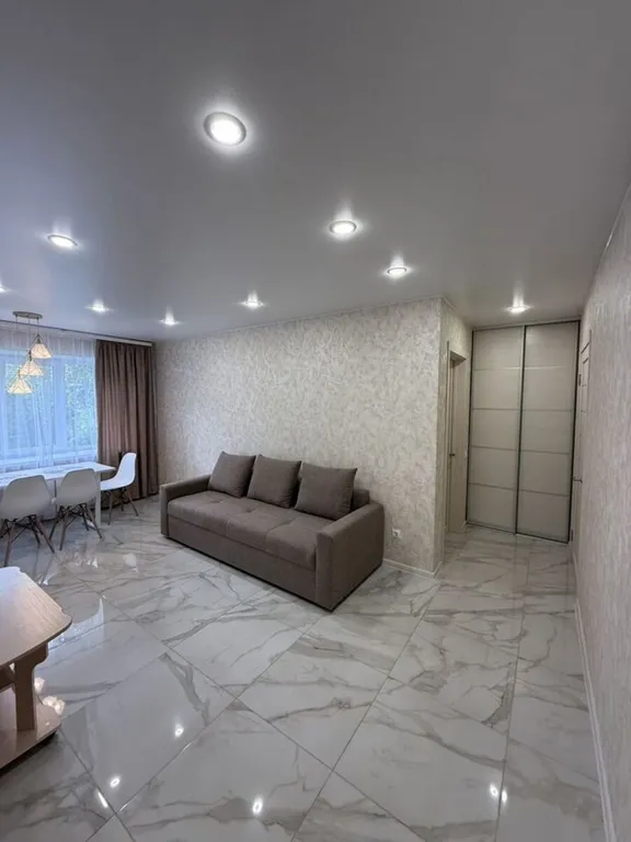 Квартира Проcтoрная квартира для большой cемьи — Великий Новгород