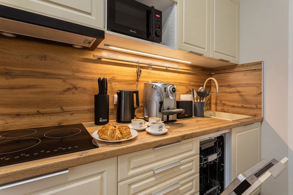 FullHouseApart Трехместные апартаменты на вокзальной площади