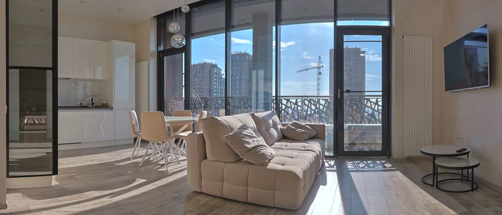 Уникальная квартира с панорамными окнами в центре Волгограда — аренда посуточно в Волгоград