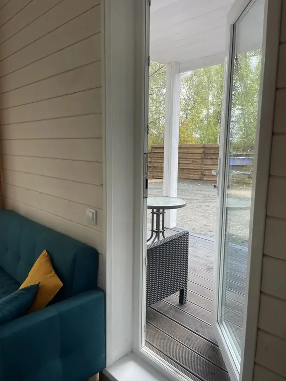 Дом на берегу озера