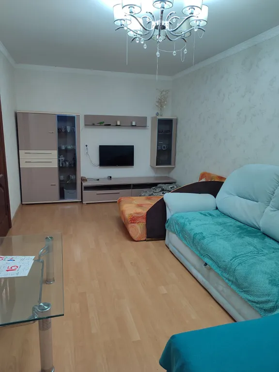 Двухкомнатная квартира возле ТЦ Грин