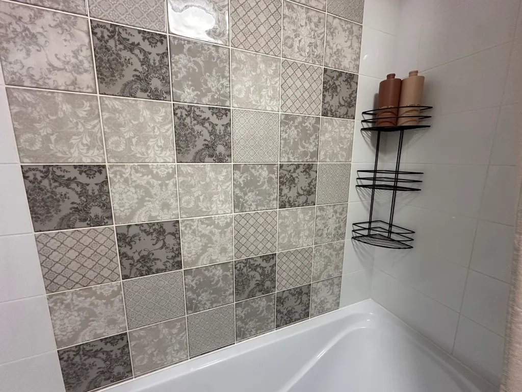 Новые апартаменты в горах у моря с бассейнами